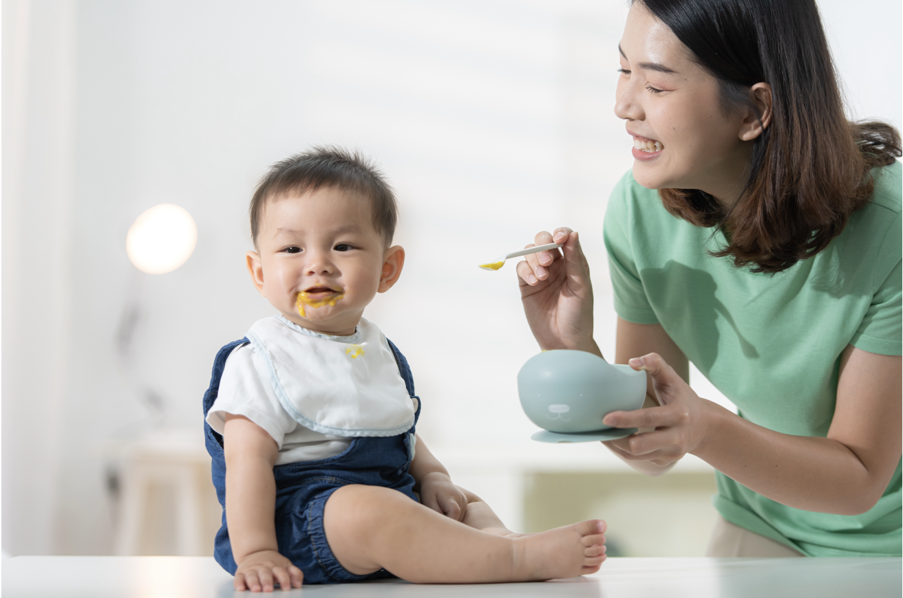 Stress saat anak MPASI? Temukan solusinya agar momen MPASI jadi menyenangkan untuk Ibu dan Adek Bayi